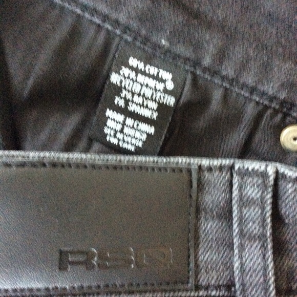 NWOT Tilly’s RSQ Men’s Slim Taper Jeans - Picture 11 of 13